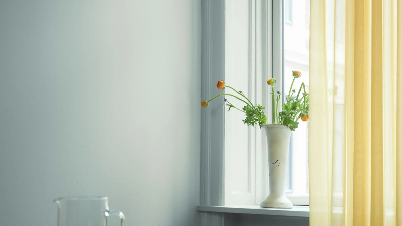 Kitchen painted with Flügger Bornholm FL8040